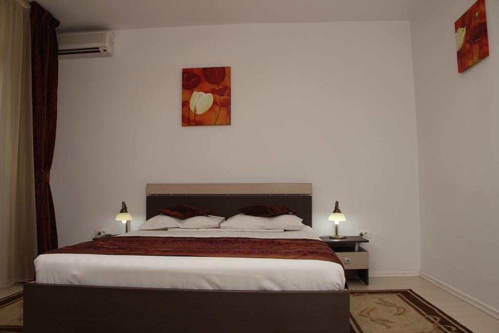 Hotel Royal 2 Urziceni Phòng bức ảnh
